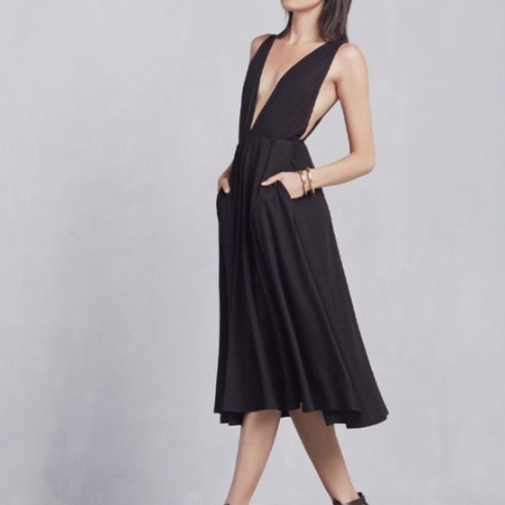 Reformation - Sage Ribbed Plunge Midi Dress - Black - XS